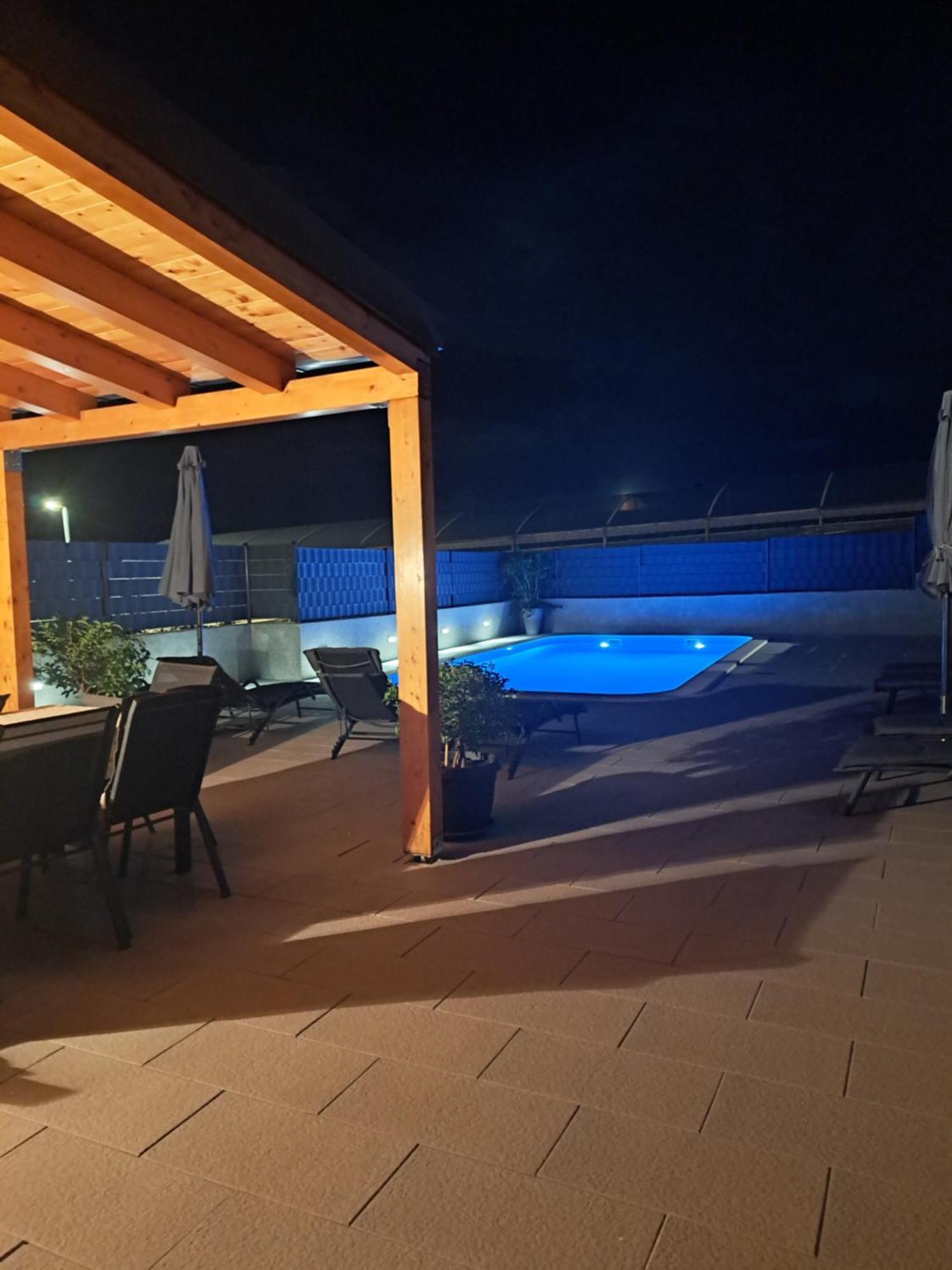 Villa Apartment Aa 2 Трогир Экстерьер фото