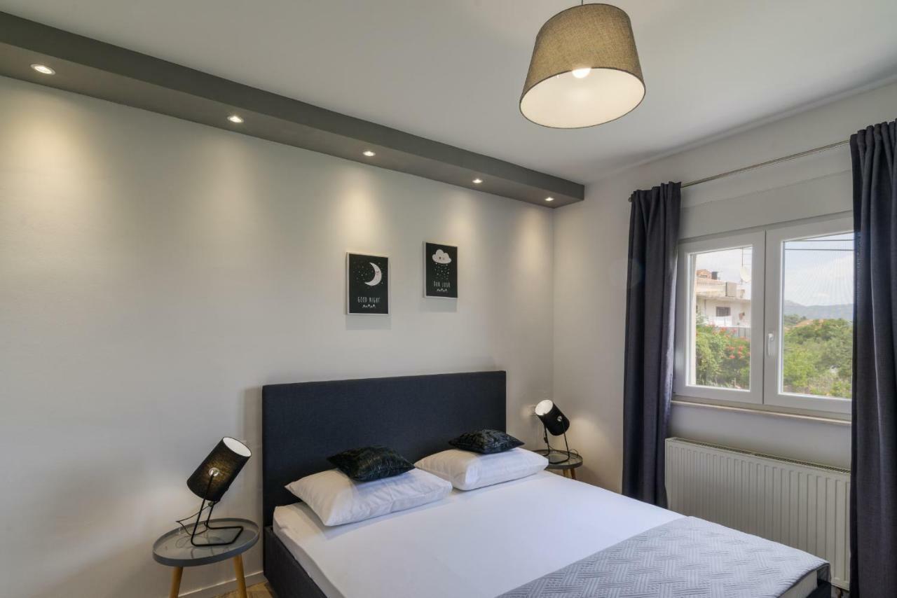Villa Apartment Aa 2 Трогир Экстерьер фото