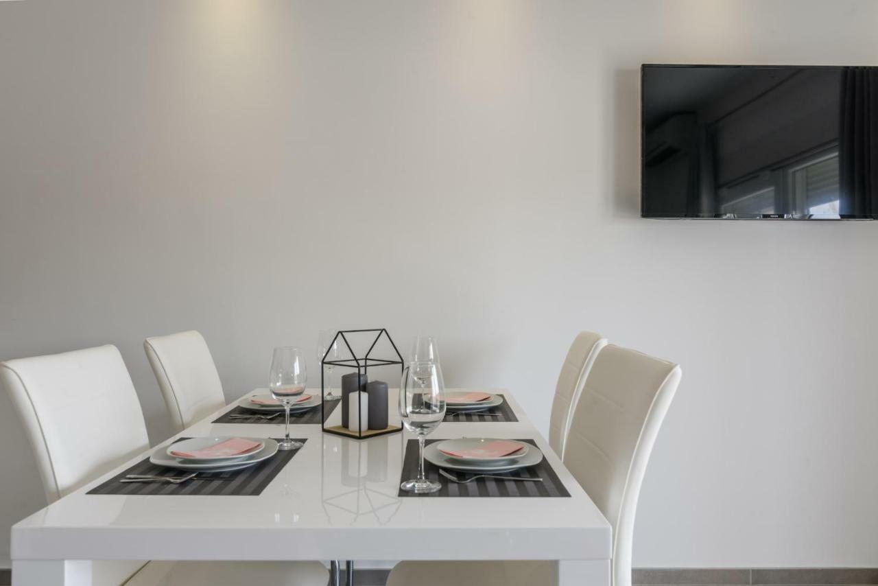 Villa Apartment Aa 2 Трогир Экстерьер фото