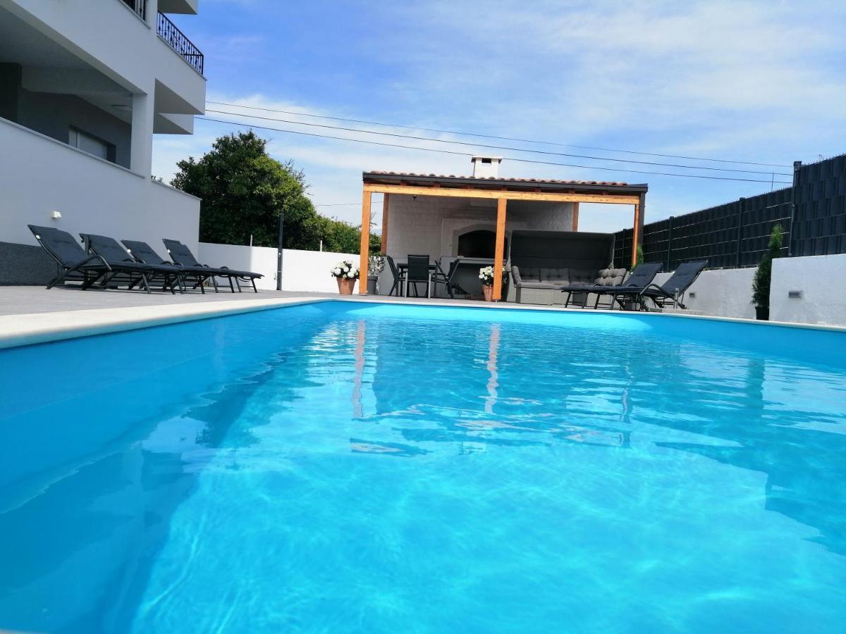 Villa Apartment Aa 2 Трогир Экстерьер фото